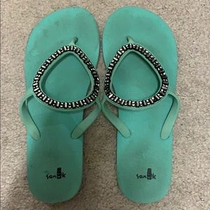 Sanuk flip flops